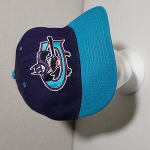 Vintage Greensboro Bats Minor League pro-line Hat NYY Emblem Fitted 7 1/4 cap